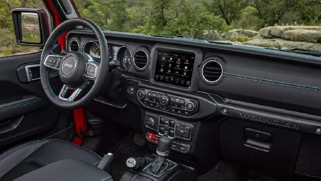 2023 Jeep Wrangler Unlimited interior