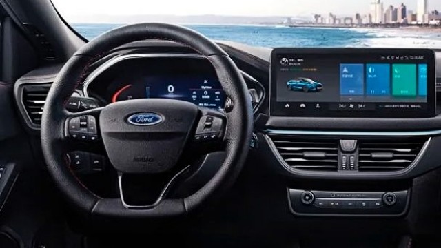 2024 Ford Escape interior